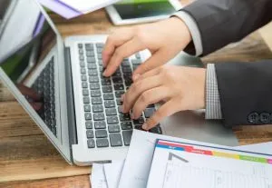 اخذ پروانه بهره برداری اینترنتی چگونه انجام می‌شود